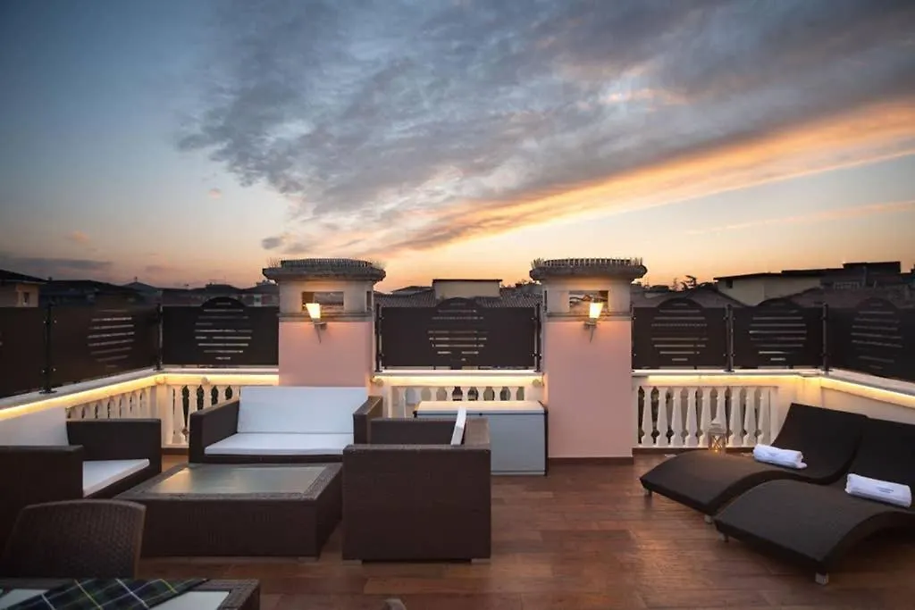 Contacts de La Terrazza Su Verona